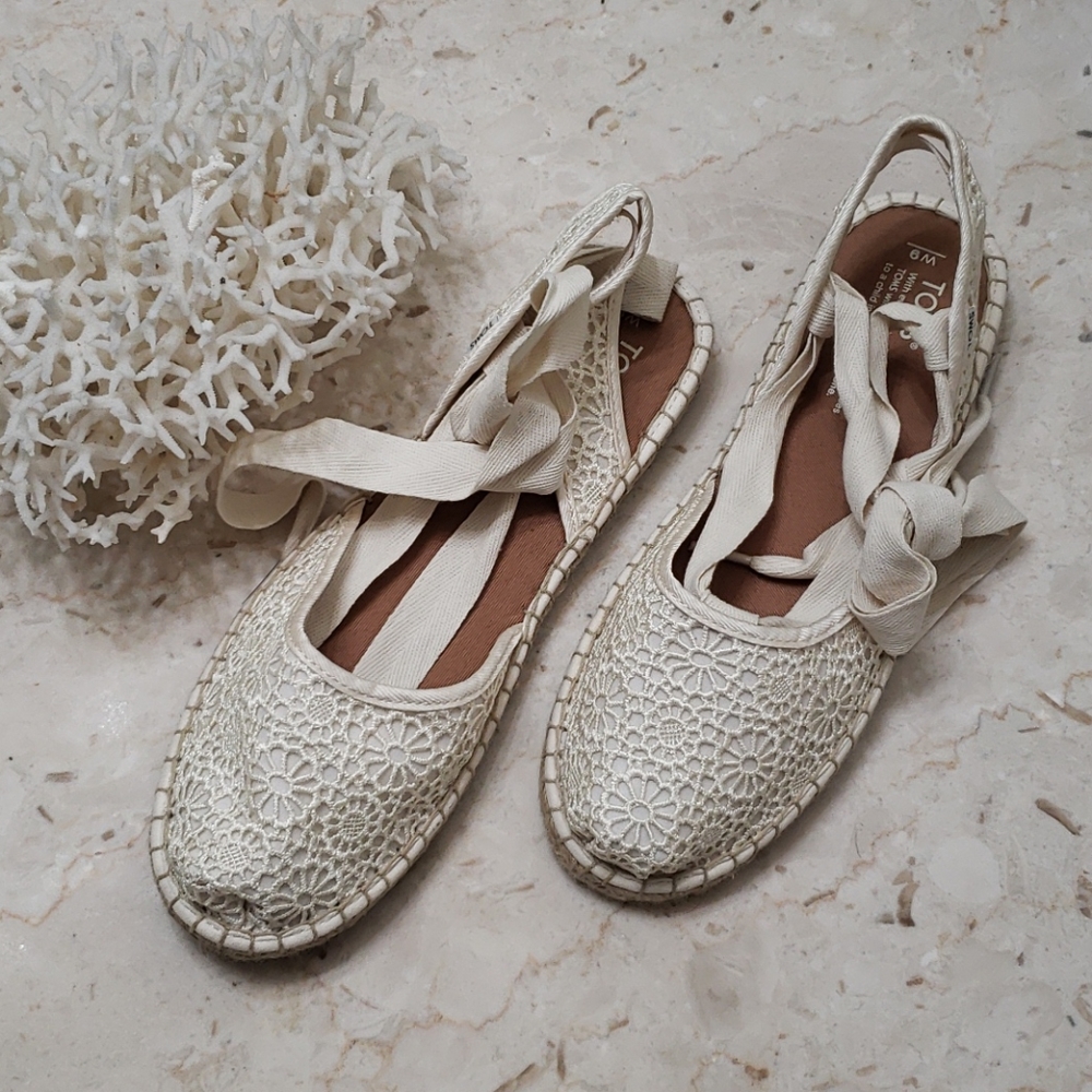 Toms Bella natural Moroccan Crochet